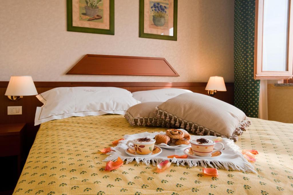 Hotel Marina Viverone Habitación foto